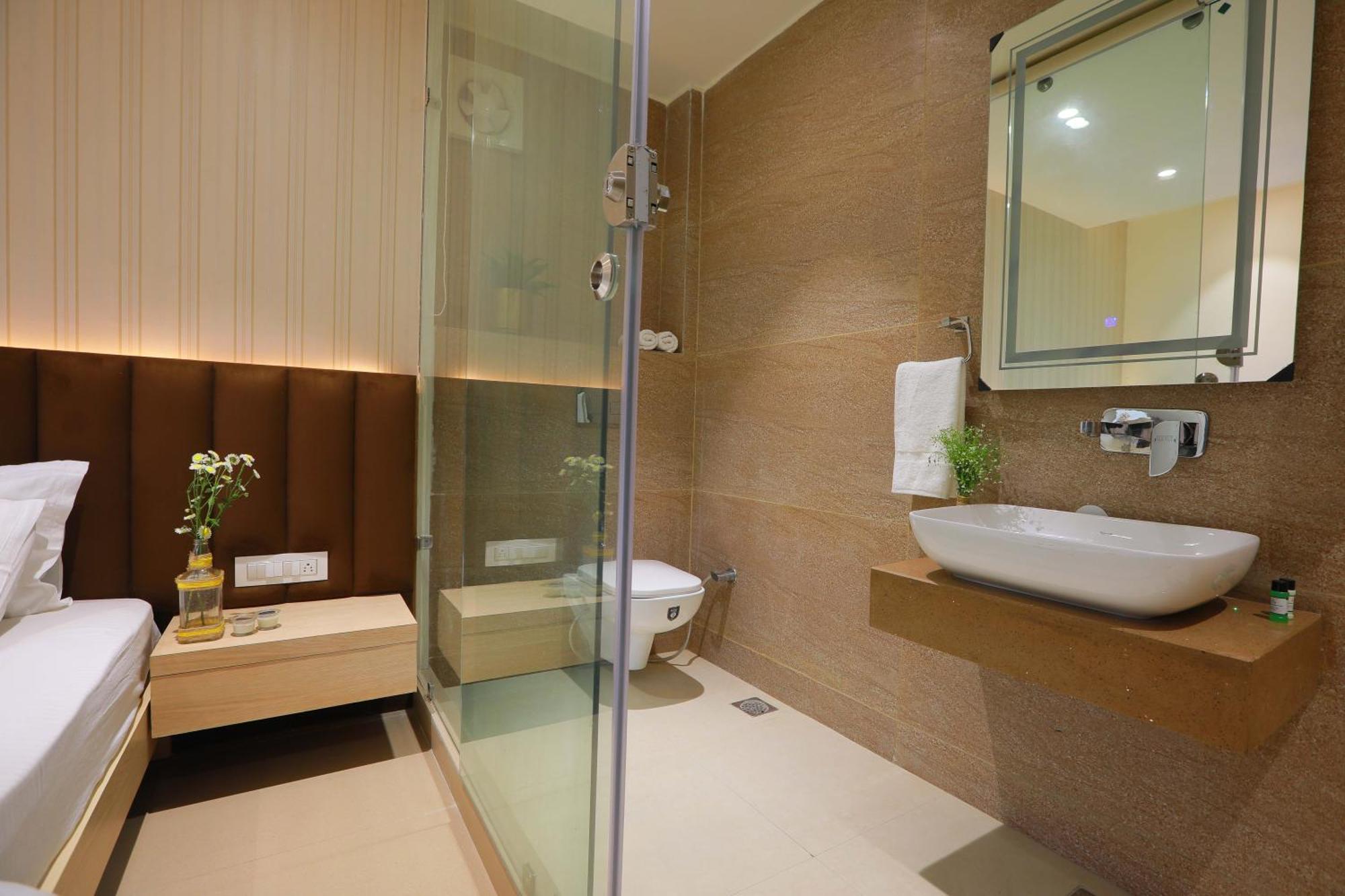 Hotel 16 Delhi  Exterior photo